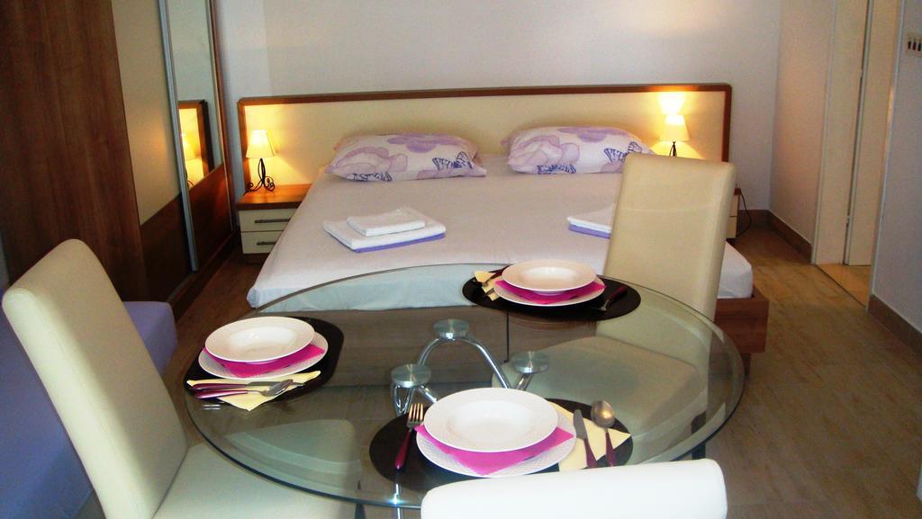 Apartments Topo Хвар Екстер'єр фото